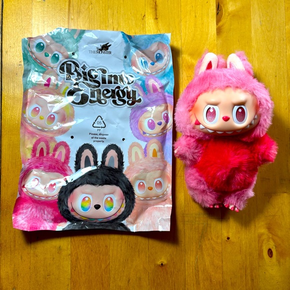 Pop Mart Labubu Big Into Energy Love - Picture 6 of 12